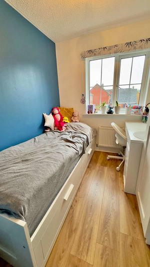 Photo 2- click for photo gallery